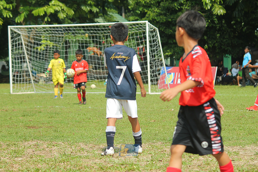 ijl big16 u10 021125 bina mandiri soccer school vs fff academy jakarta