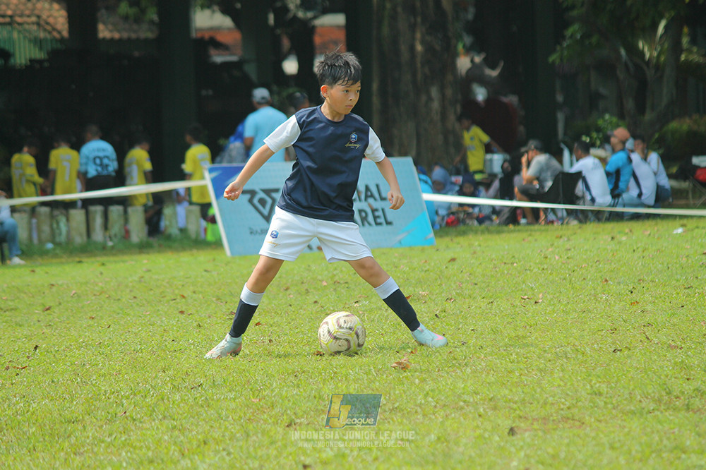 ijl big16 u10 021125 bina mandiri soccer school vs fff academy jakarta