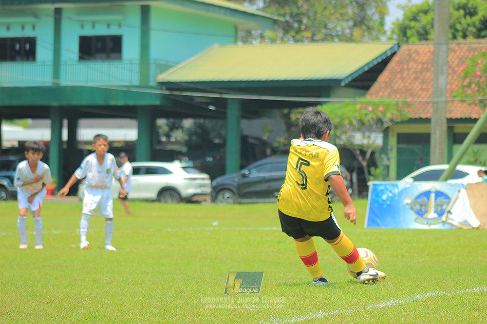 ijl big16 u10 021125 dream soccer skill vs isa marzuki bandriawan