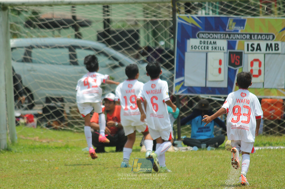 ijl big16 u10 021125 dream soccer skill vs isa marzuki bandriawan
