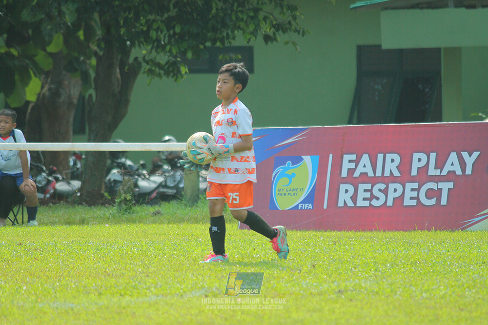ijl big16 u10 021125 endang witarsa fc vs pelita jaya soccer school