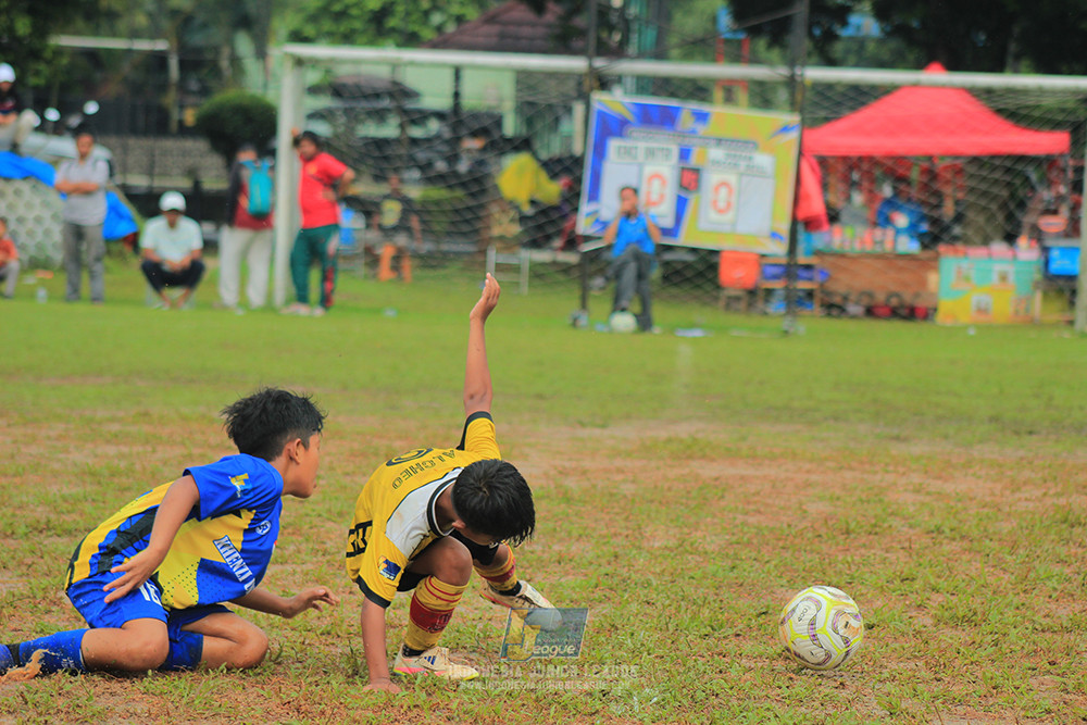 ijl big16 u10 021125 khenzi united vs dream soccer skill