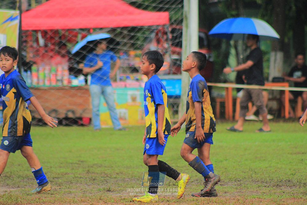ijl big16 u10 021125 khenzi united vs dream soccer skill
