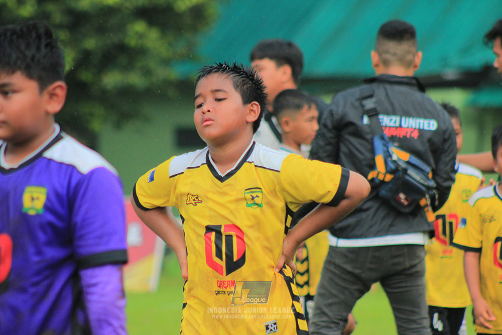 ijl big16 u10 021125 khenzi united vs dream soccer skill