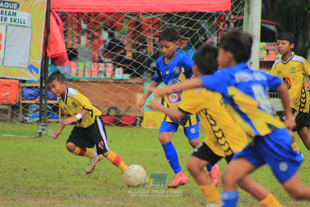 ijl big16 u10 021125 khenzi united vs dream soccer skill
