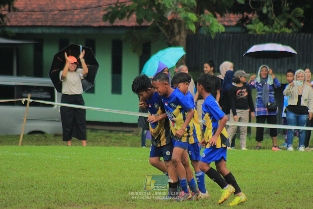 ijl big16 u10 021125 khenzi united vs dream soccer skill