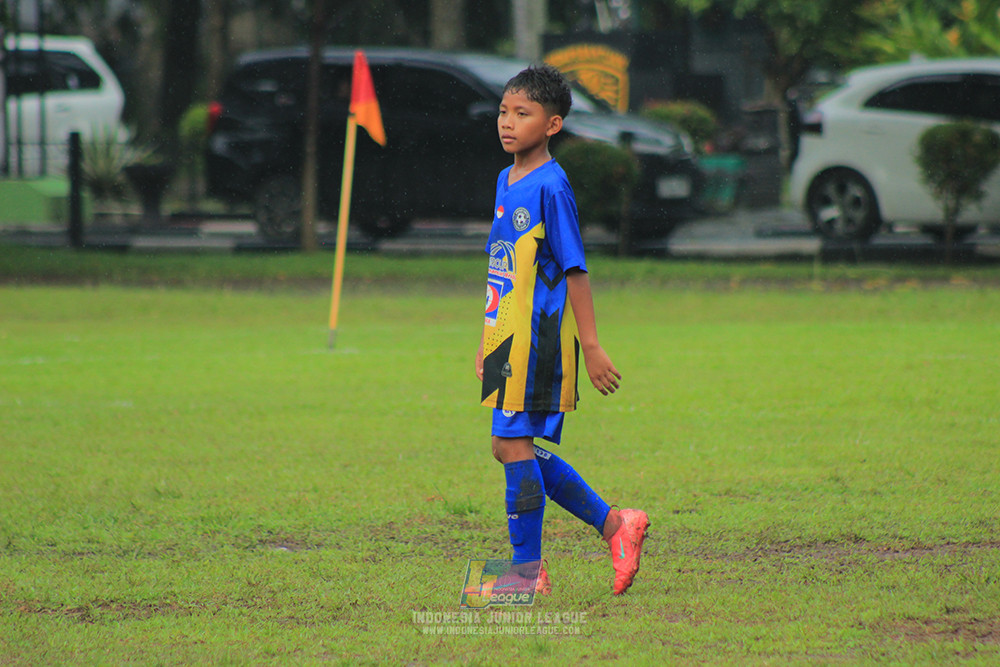 ijl big16 u10 021125 khenzi united vs dream soccer skill