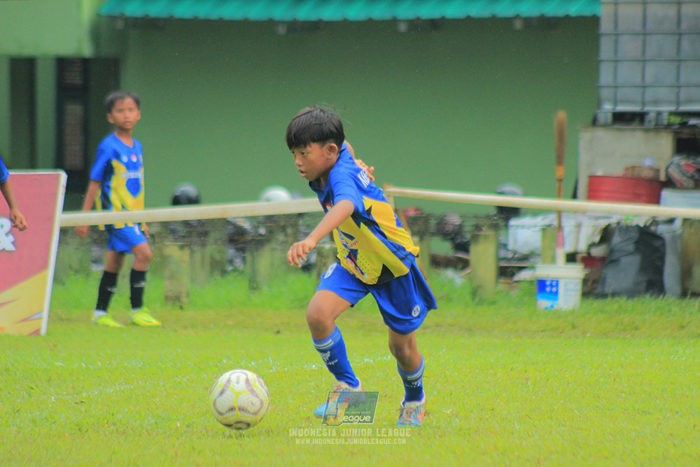 ijl big16 u10 021125 khenzi united vs dream soccer skill
