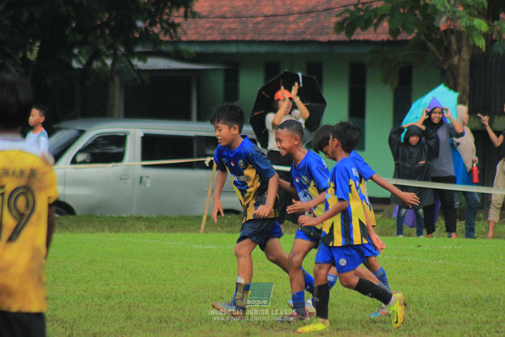 ijl big16 u10 021125 khenzi united vs dream soccer skill