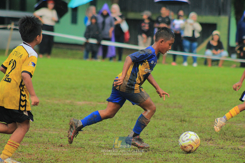 ijl big16 u10 021125 khenzi united vs dream soccer skill