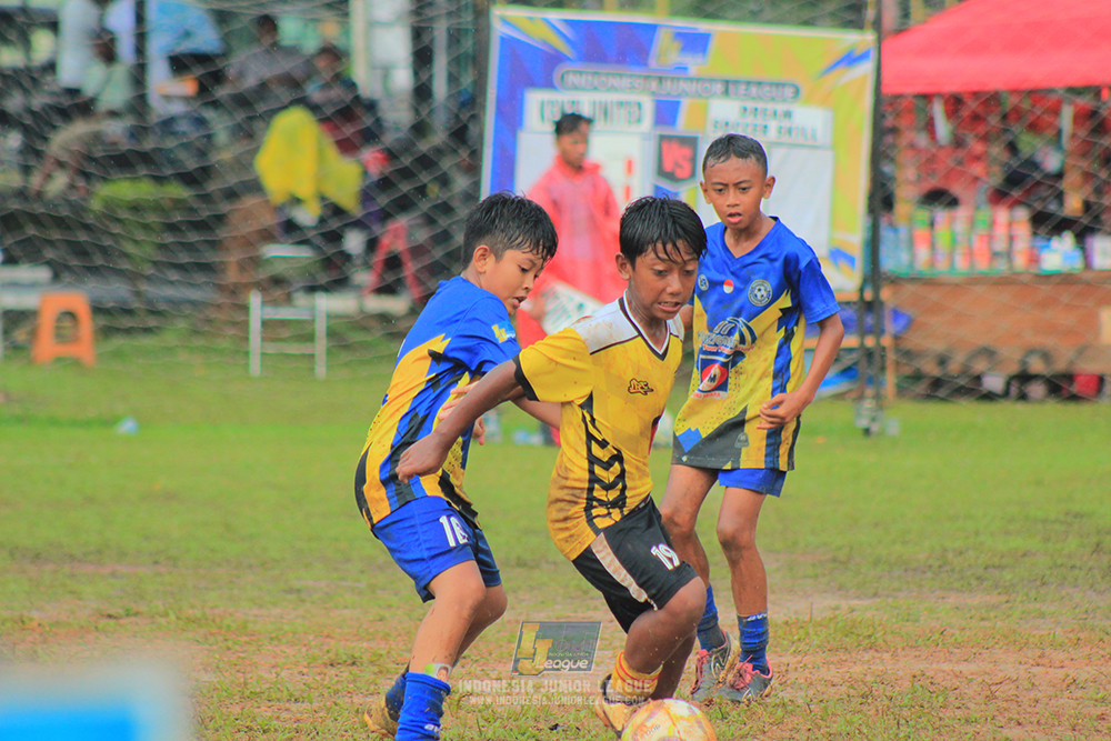 ijl big16 u10 021125 khenzi united vs dream soccer skill