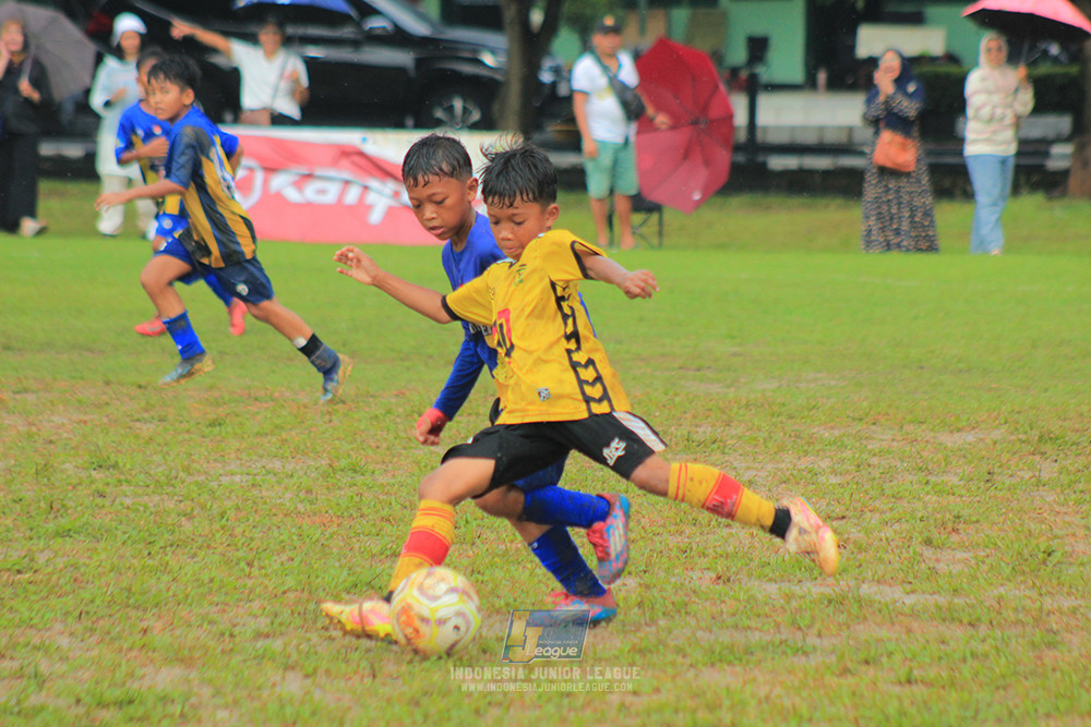 ijl big16 u10 021125 khenzi united vs dream soccer skill