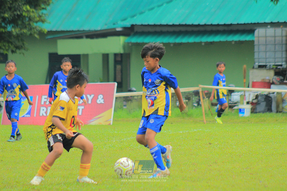 ijl big16 u10 021125 khenzi united vs dream soccer skill