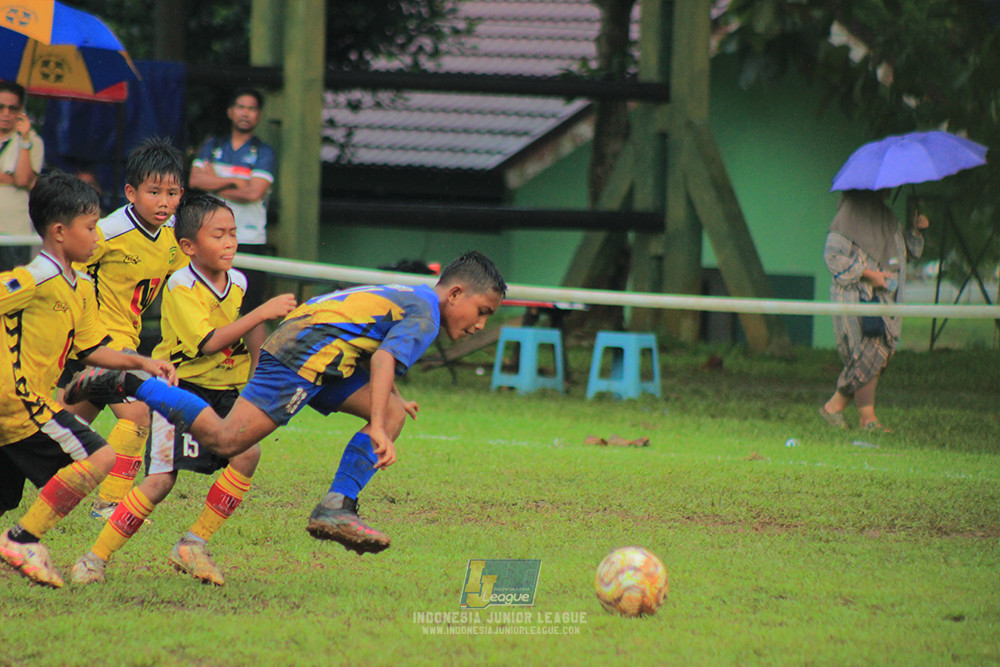 ijl big16 u10 021125 khenzi united vs dream soccer skill