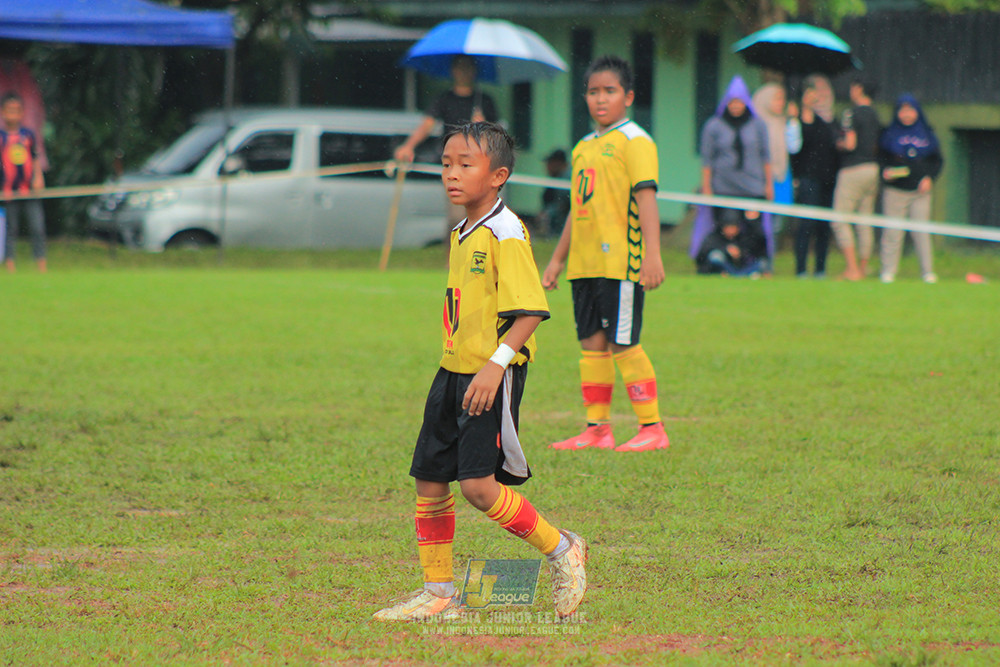 ijl big16 u10 021125 khenzi united vs dream soccer skill