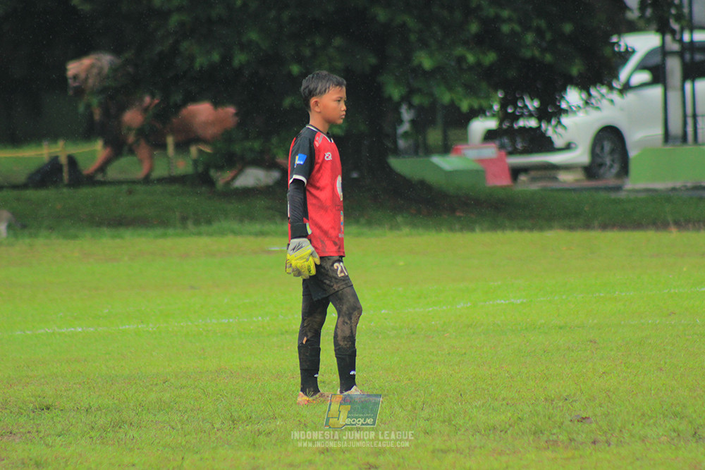 ijl big16 u10 021125 khenzi united vs dream soccer skill