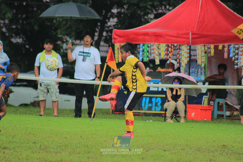ijl big16 u10 021125 khenzi united vs dream soccer skill