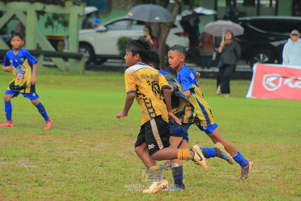ijl big16 u10 021125 khenzi united vs dream soccer skill
