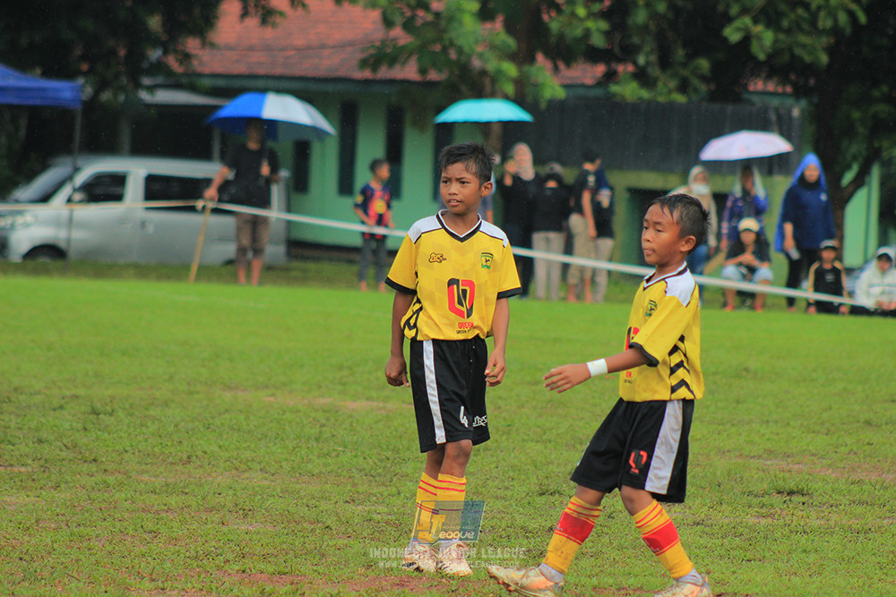 ijl big16 u10 021125 khenzi united vs dream soccer skill
