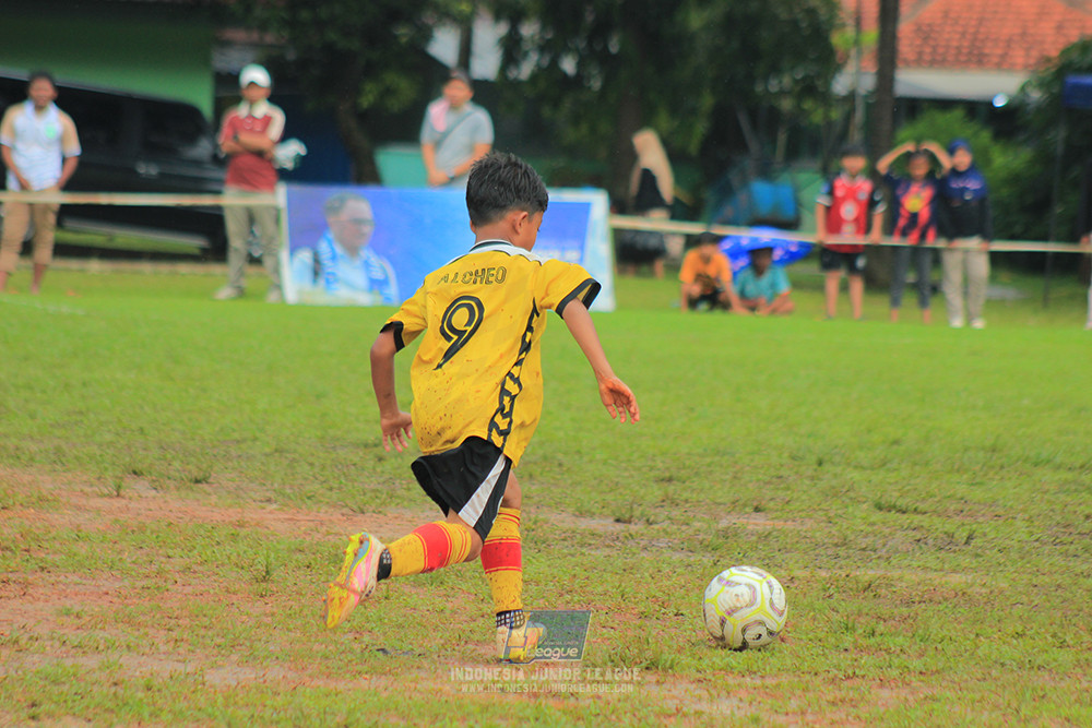 ijl big16 u10 021125 khenzi united vs dream soccer skill