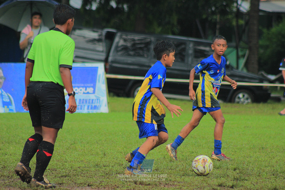 ijl big16 u10 021125 khenzi united vs dream soccer skill