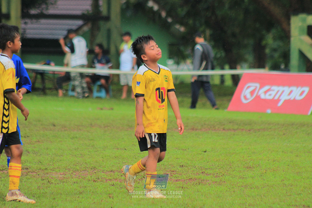 ijl big16 u10 021125 khenzi united vs dream soccer skill