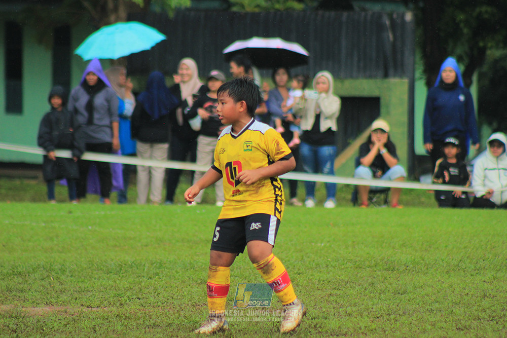 ijl big16 u10 021125 khenzi united vs dream soccer skill