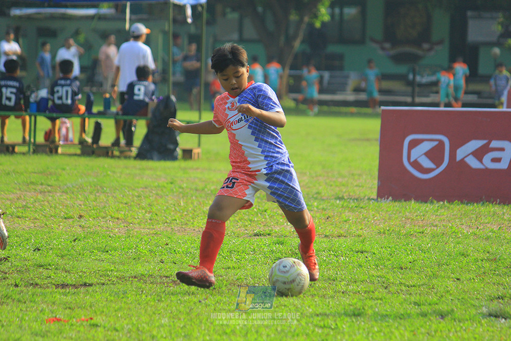 ijl big16 u10 021125 maesa pararaider white vs endang witarsa fc