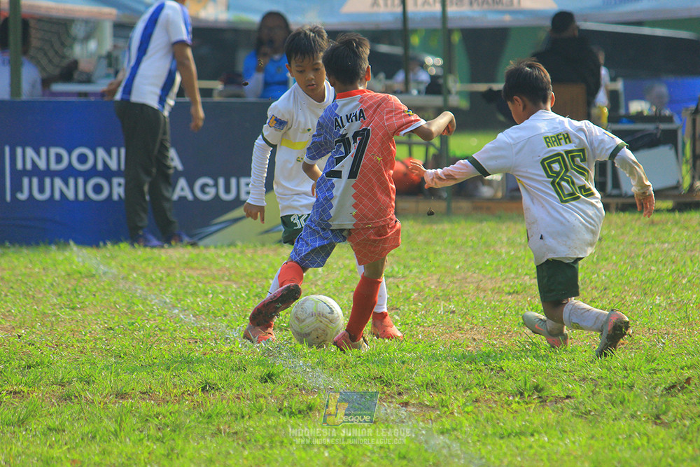 ijl big16 u10 021125 maesa pararaider white vs endang witarsa fc