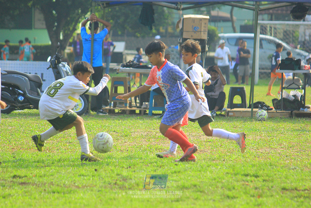 ijl big16 u10 021125 maesa pararaider white vs endang witarsa fc