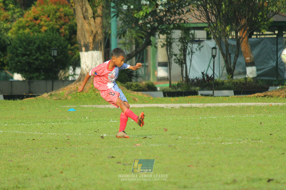ijl big16 u10 021125 maesa pararaider white vs endang witarsa fc