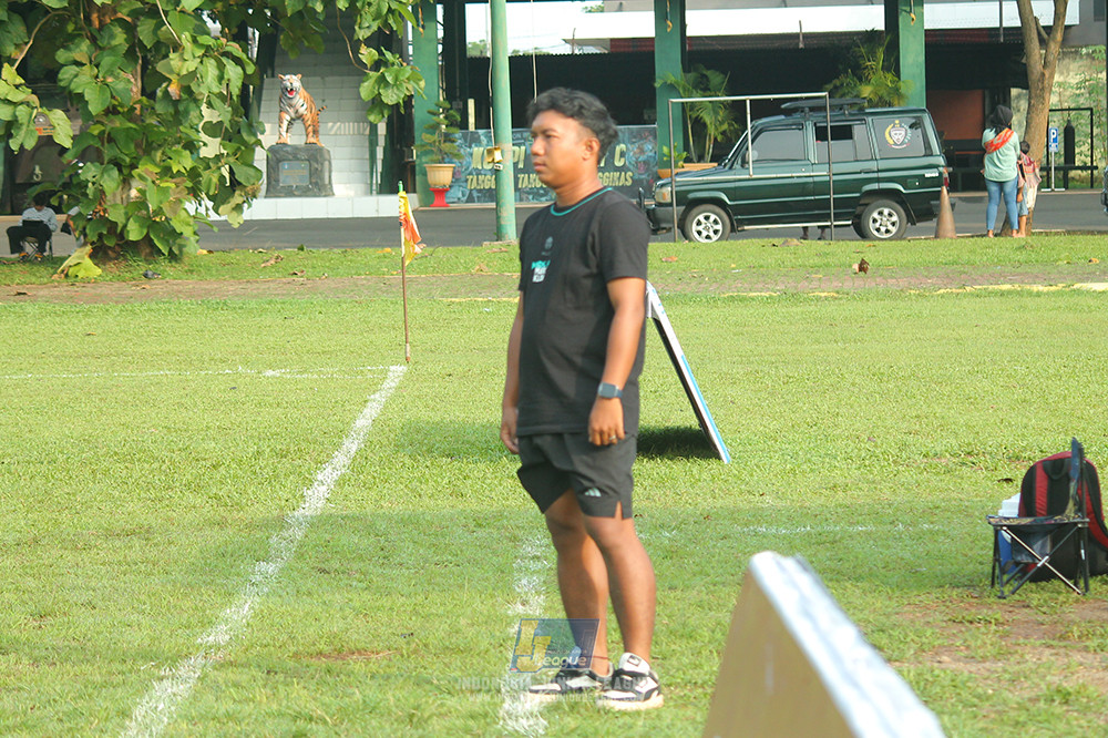 ijl big16 u10 021125 maesa pararaider white vs endang witarsa fc