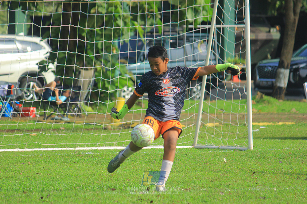 ijl big16 u10 021125 maesa pararaider white vs endang witarsa fc