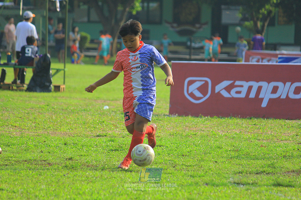 ijl big16 u10 021125 maesa pararaider white vs endang witarsa fc