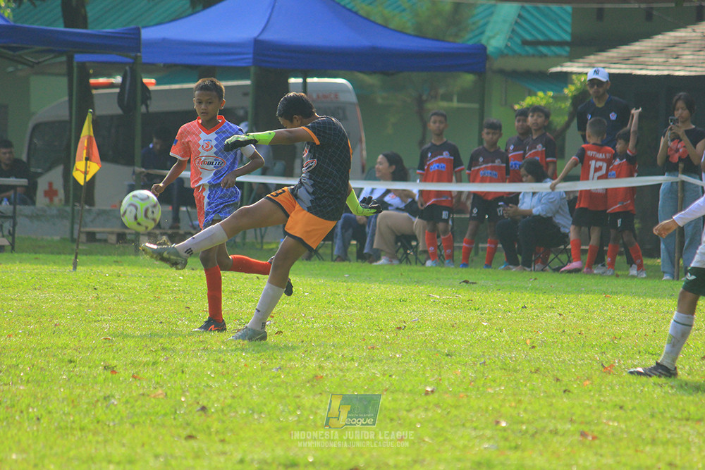 ijl big16 u10 021125 maesa pararaider white vs endang witarsa fc