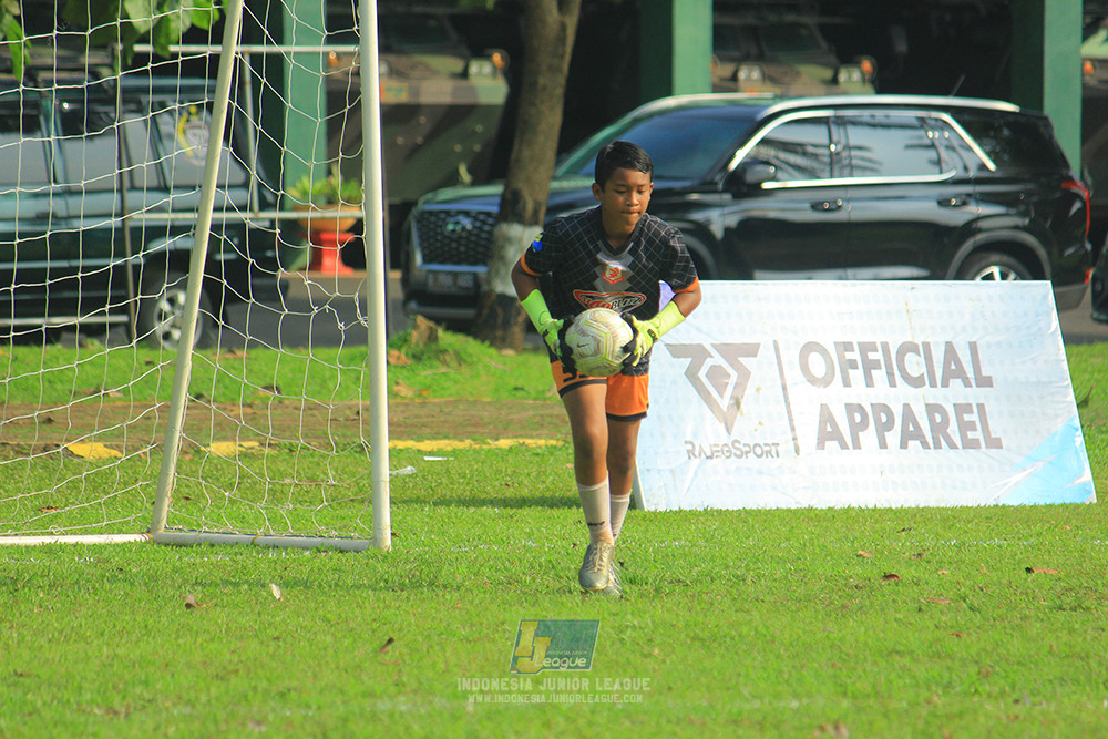 ijl big16 u10 021125 maesa pararaider white vs endang witarsa fc