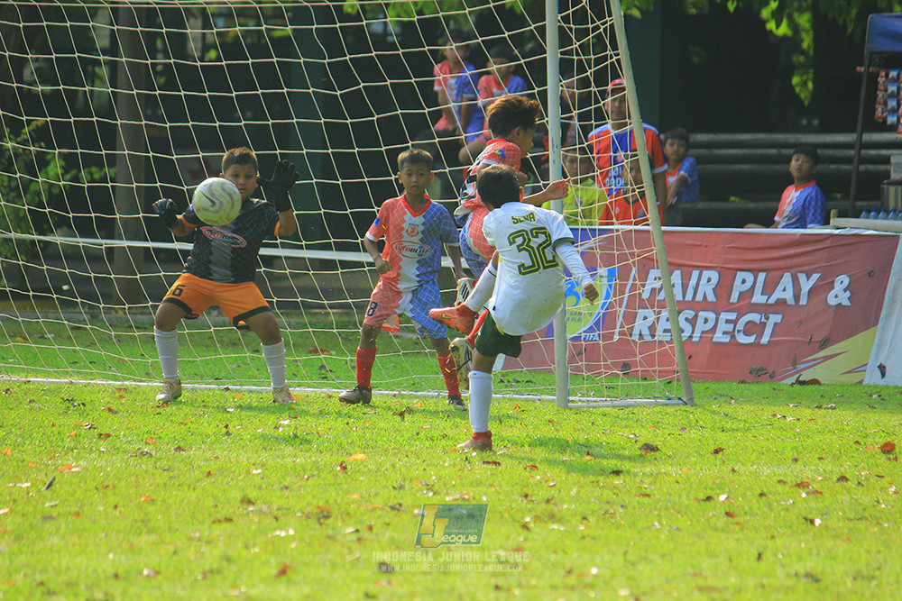 ijl big16 u10 021125 maesa pararaider white vs endang witarsa fc