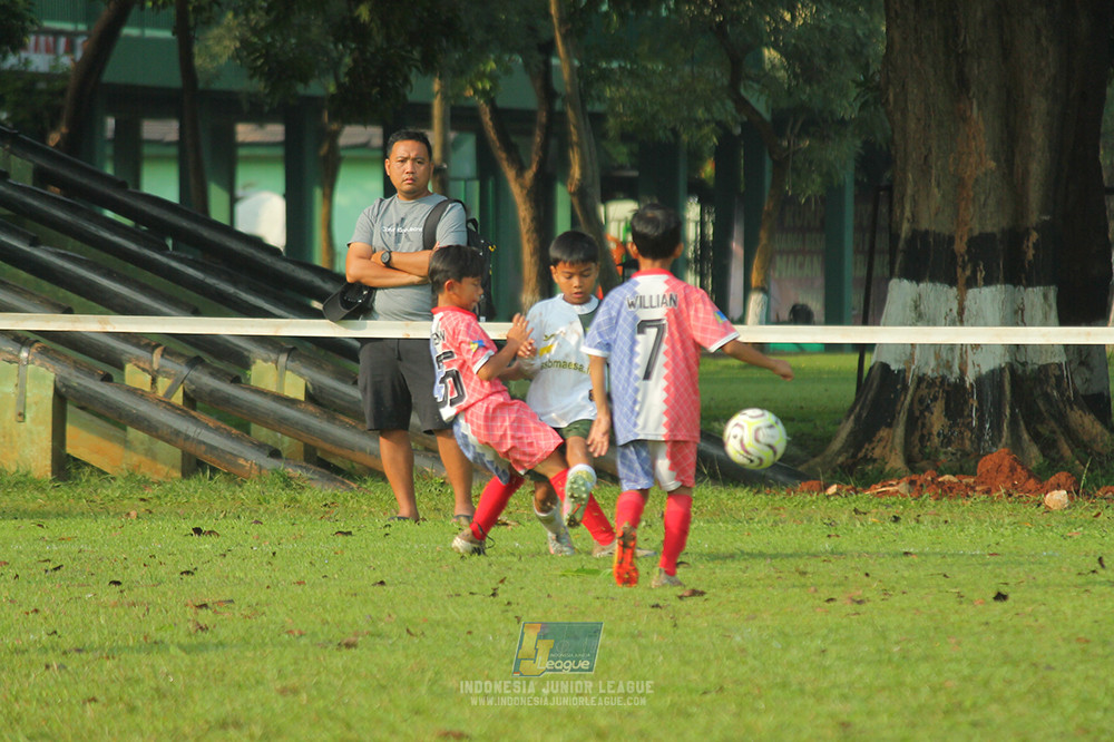 ijl big16 u10 021125 maesa pararaider white vs endang witarsa fc