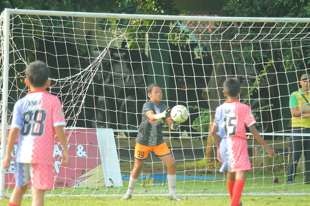ijl big16 u10 021125 maesa pararaider white vs endang witarsa fc