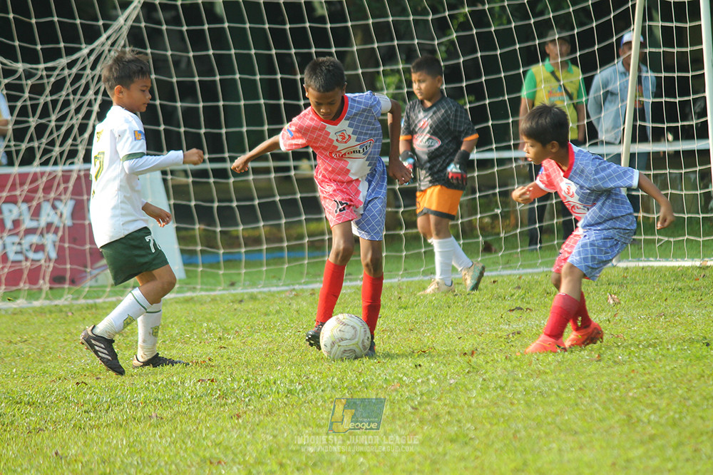 ijl big16 u10 021125 maesa pararaider white vs endang witarsa fc
