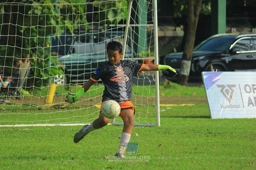 ijl big16 u10 021125 maesa pararaider white vs endang witarsa fc