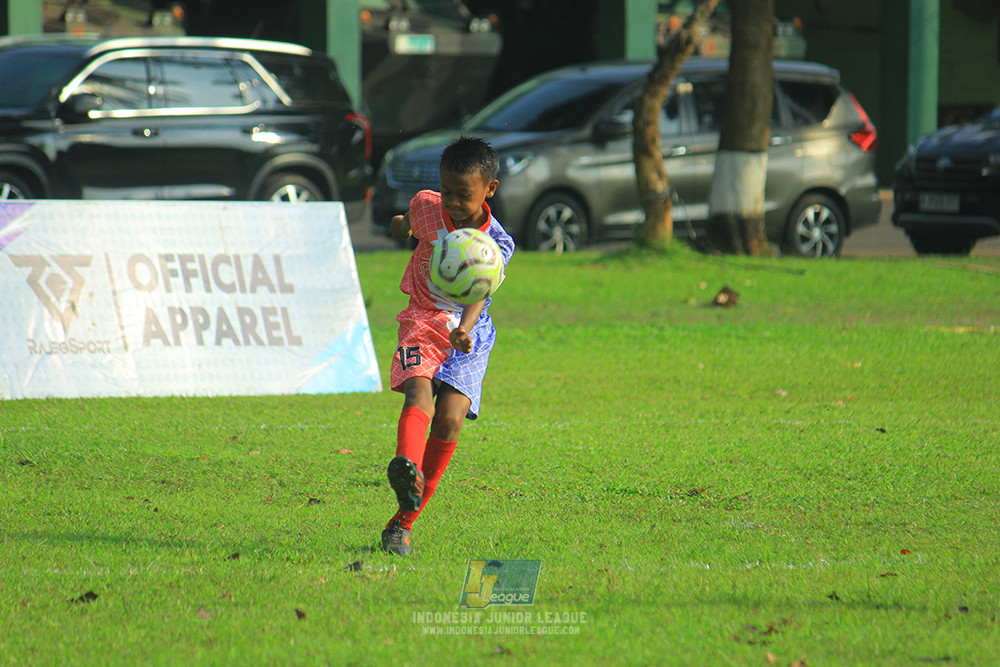 ijl big16 u10 021125 maesa pararaider white vs endang witarsa fc