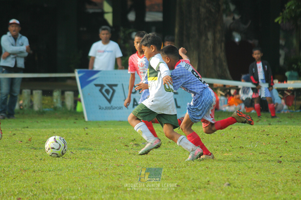 ijl big16 u10 021125 maesa pararaider white vs endang witarsa fc