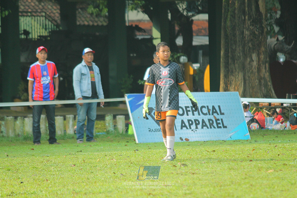 ijl big16 u10 021125 maesa pararaider white vs endang witarsa fc
