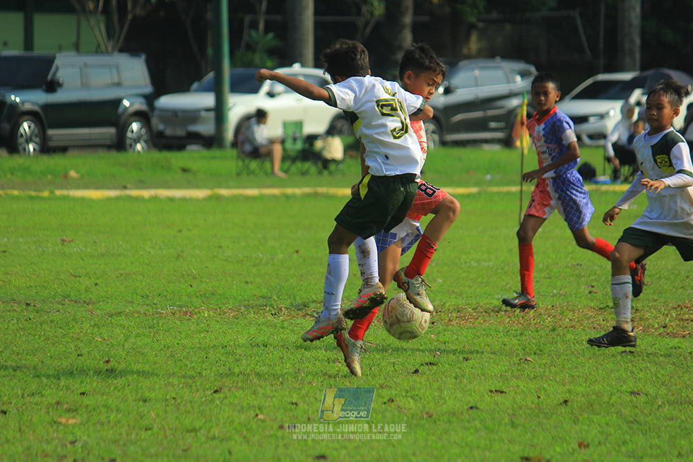 ijl big16 u10 021125 maesa pararaider white vs endang witarsa fc