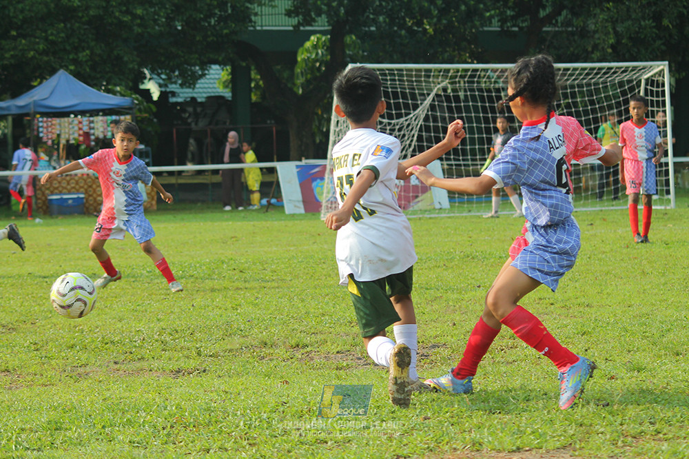 ijl big16 u10 021125 maesa pararaider white vs endang witarsa fc