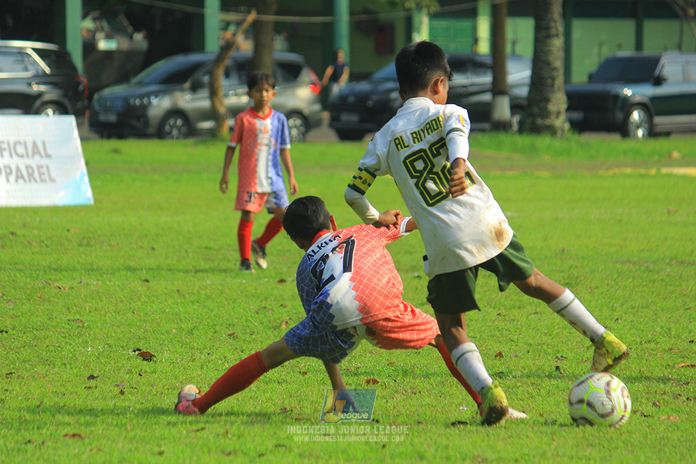 ijl big16 u10 021125 maesa pararaider white vs endang witarsa fc