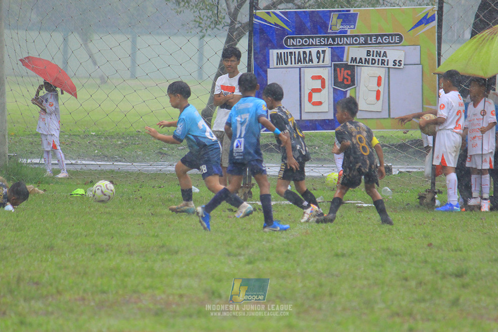 ijl big16 u10 021125 mutiara 97 vs bina mandiri soccer school