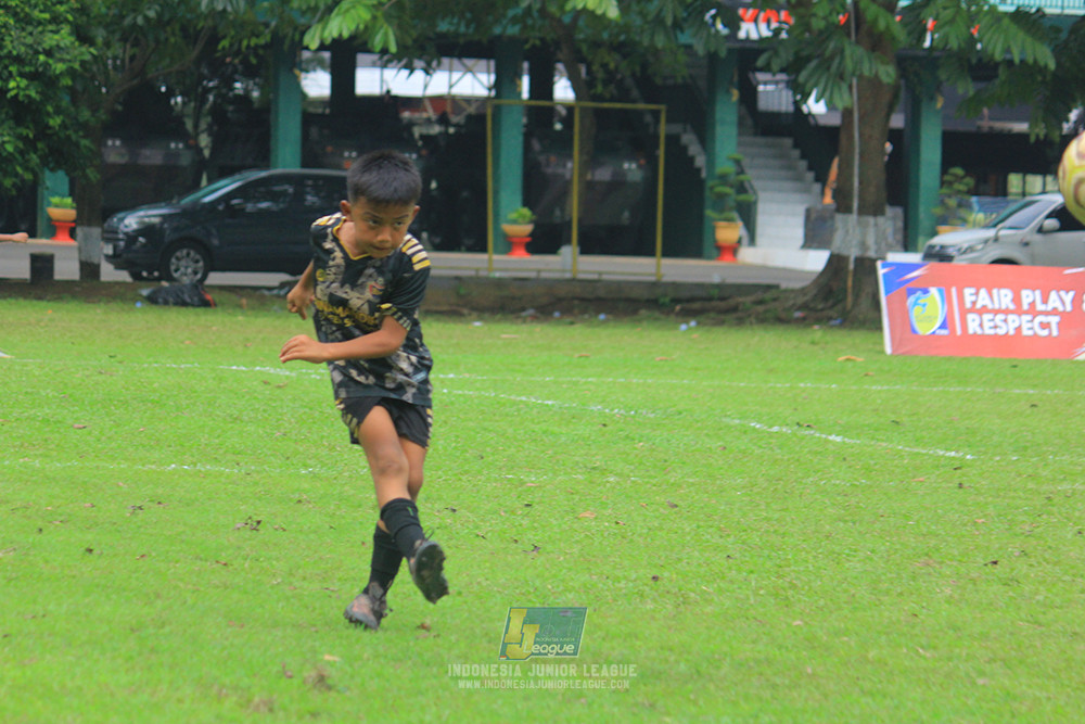 ijl big16 u10 021125 mutiara 97 vs bina mandiri soccer school
