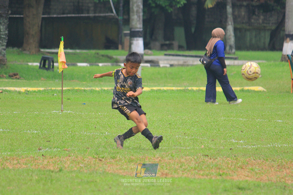 ijl big16 u10 021125 mutiara 97 vs bina mandiri soccer school